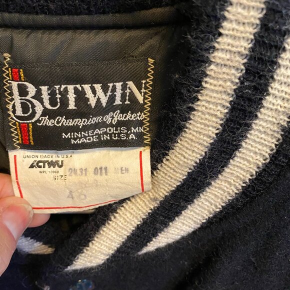 Vintage 1989 XL Huntington High School Letterman Jacket - Picture 8 of 12